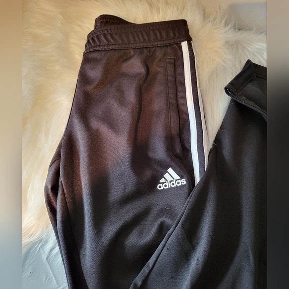 Adidas Kids Black Track Pants, Size Small  (28) - Picture 4 of 8